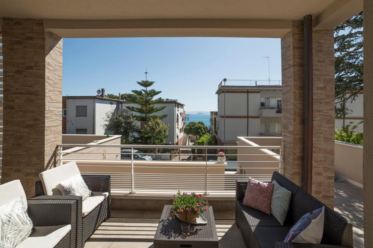 Prima Dell'Elba Family Apartments Piombino Eksteriør bilde