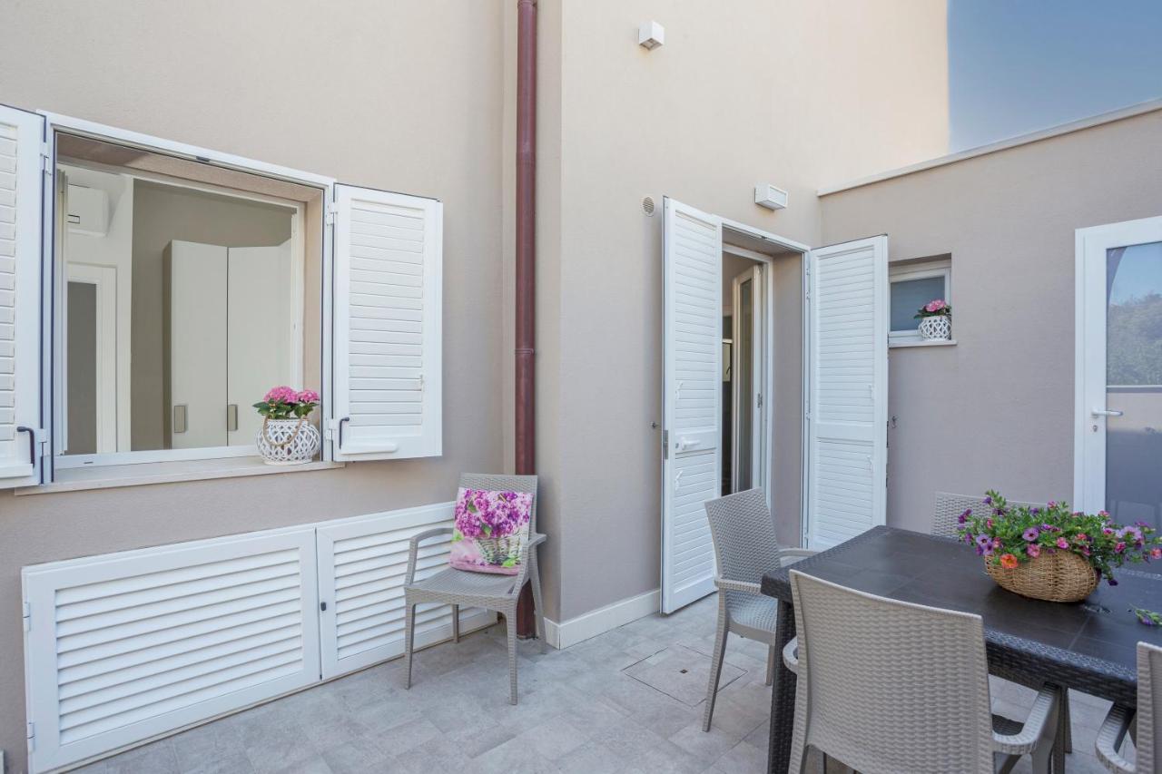 Prima Dell'Elba Family Apartments Piombino Eksteriør bilde