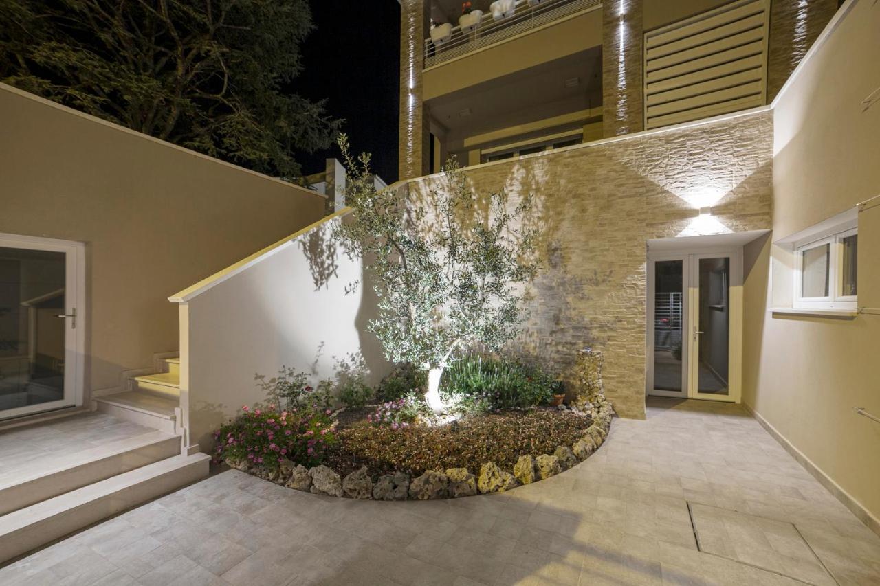 Prima Dell'Elba Family Apartments Piombino Eksteriør bilde