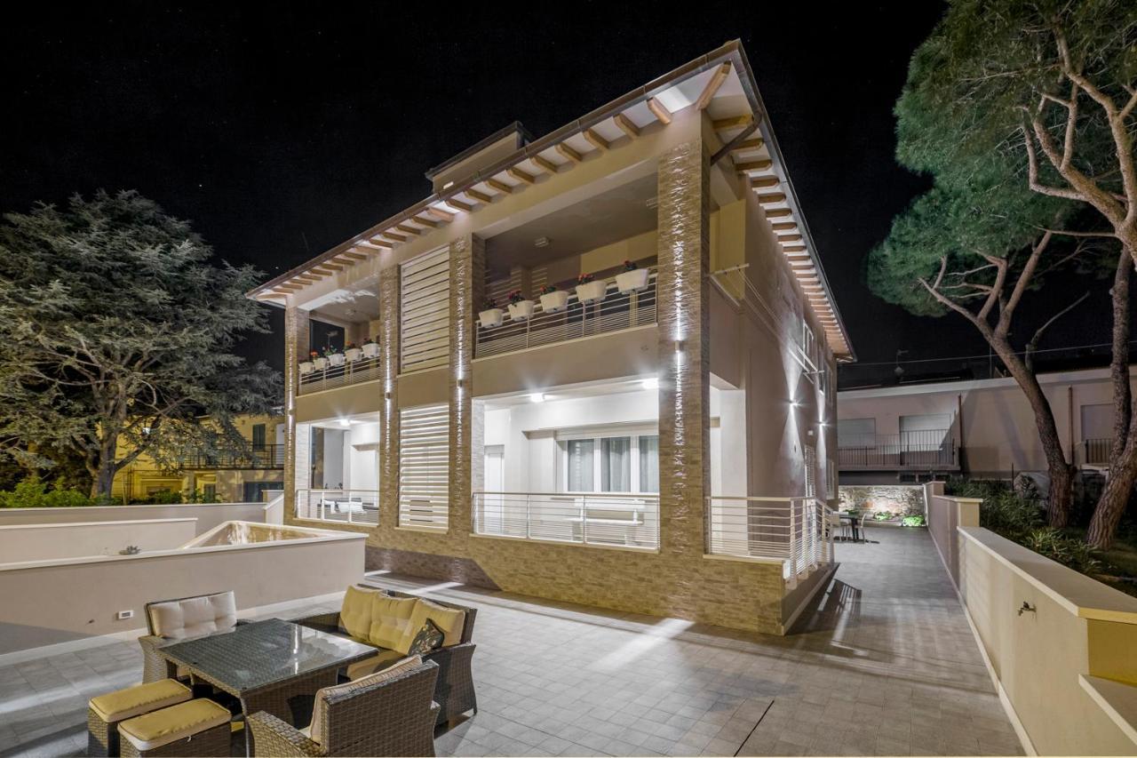 Prima Dell'Elba Family Apartments Piombino Eksteriør bilde